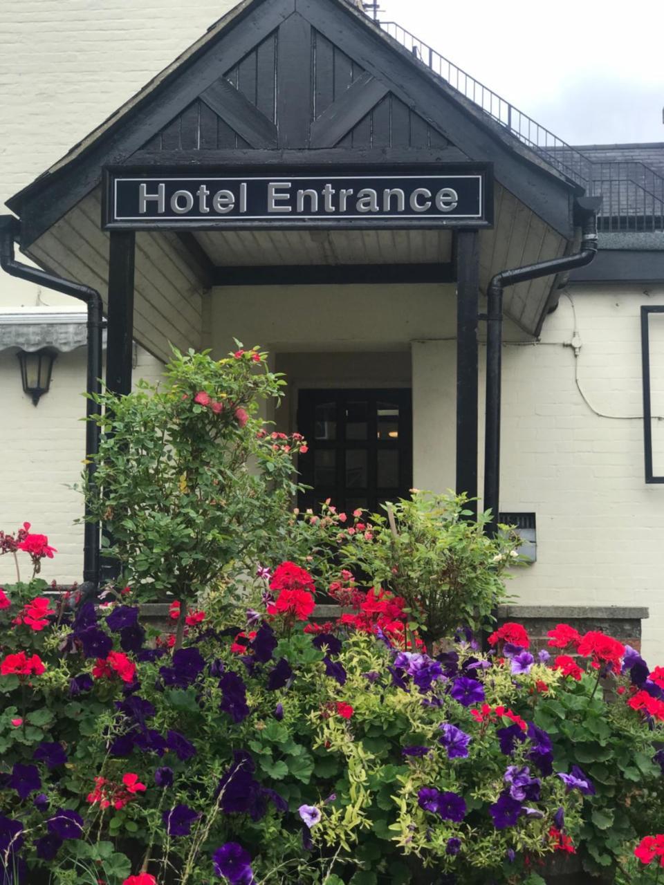 The Midland Hotel Hemel Hempstead Bagian luar foto